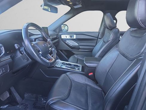 Used 2022 Ford Explorer ST w/ Equipment Group 401A image 11