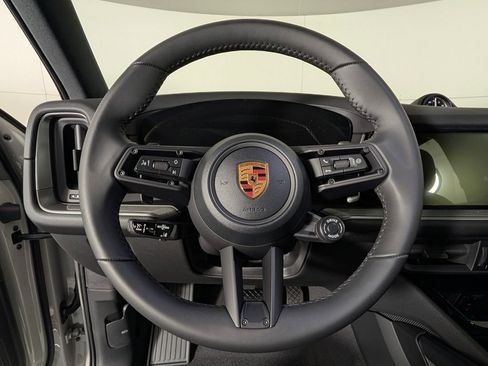 New 2026 Porsche Cayenne image 38