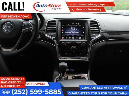 Used 2017 Jeep Grand Cherokee Overland AWD/4WD image 12