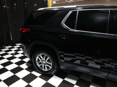 Used 2018 Chevrolet Traverse LT AWD/4WD image 17