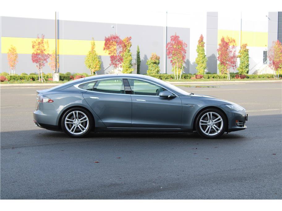 Used 2013 Tesla Model S RWD image 4