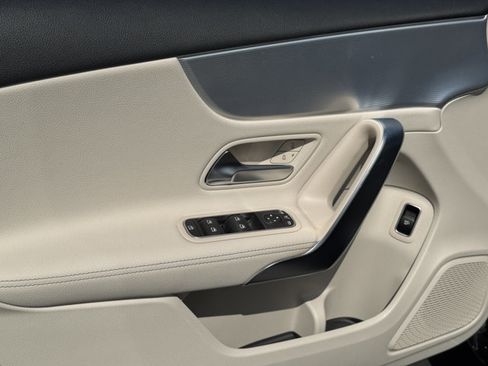 Used 2022 Mercedes-Benz A 220 image 19