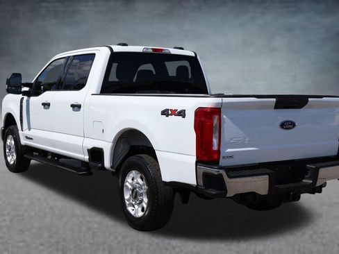 Used 2026 Ford F250 XLT AWD/4WD image 19