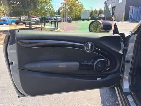 Used 2023 MINI Cooper SE FWD image 15