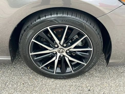 Used 2021 Toyota Camry SE w/ Convenience Package FWD image 34