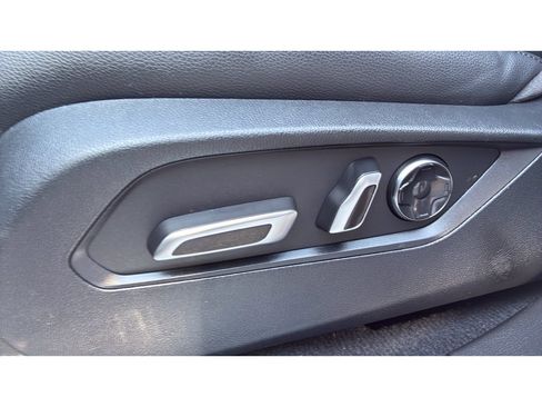 Used 2024 Acura RDX SH-AWD image 17