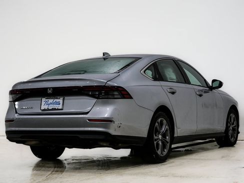 Used 2023 Honda Accord EX image 7