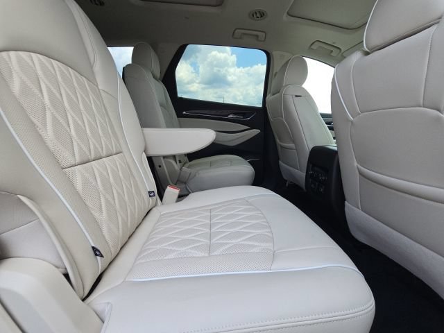 Used 2023 Buick Enclave Avenir w/ Avenir Technology Package FWD image 16