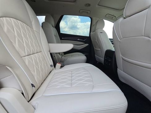 Used 2023 Buick Enclave Avenir w/ Avenir Technology Package FWD image 16