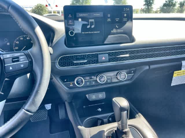 Used 2027 Honda HR-V EX-L image 18