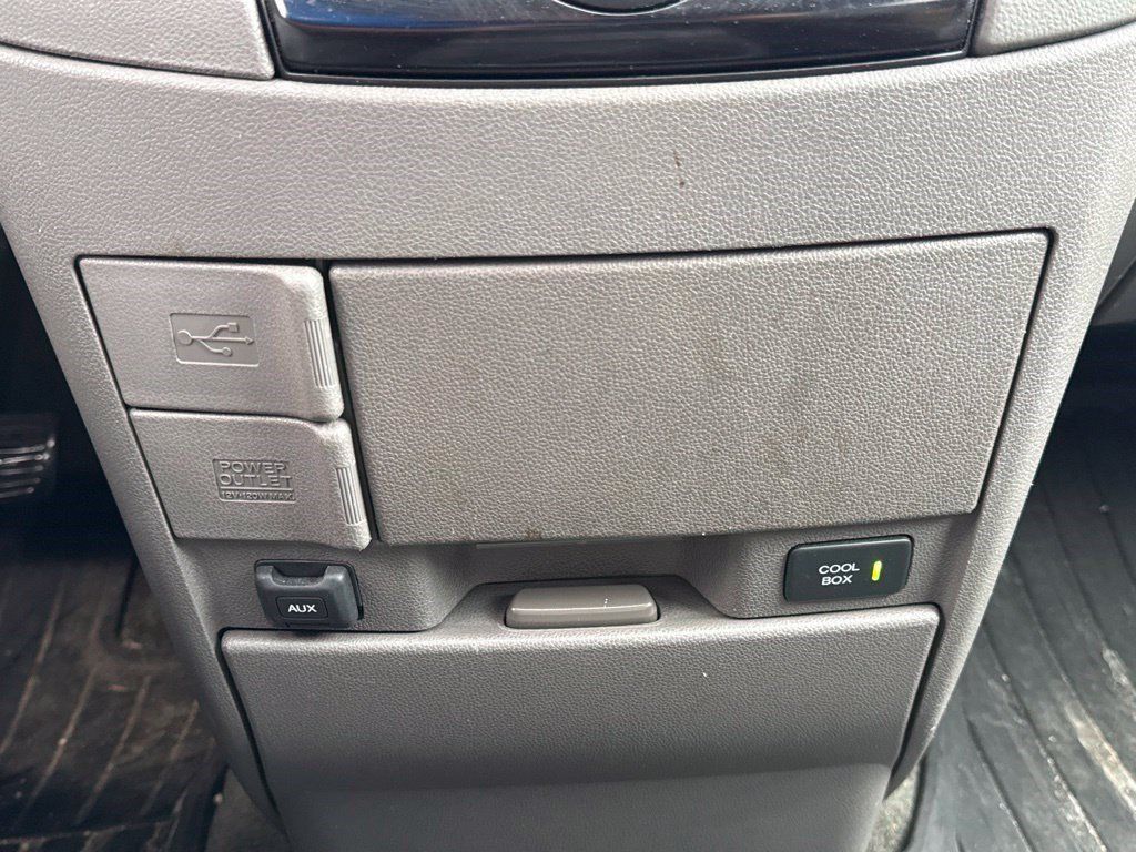 Used 2016 Honda Odyssey EX-L image 24