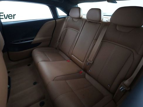 Used 2023 Lucid Air Grand Touring image 24