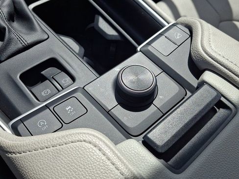 Certified 2025 Toyota Grand Highlander AWD image 24