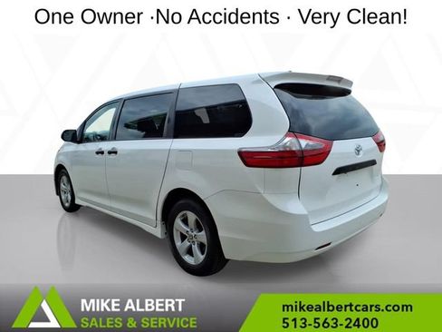 Used 2020 Toyota Sienna L FWD image 5