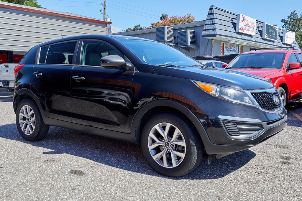 Used 2015 Kia Sportage LX FWD image 3