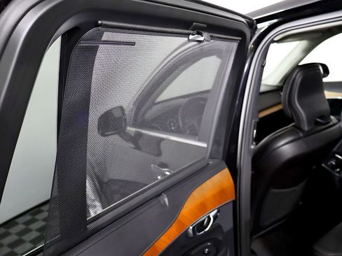 Used 2019 Volvo XC90 T8 Inscription w/ Advanced Package image 39