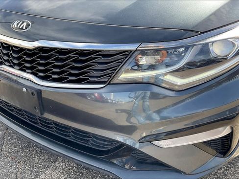 Used 2020 Kia Optima LX image 29