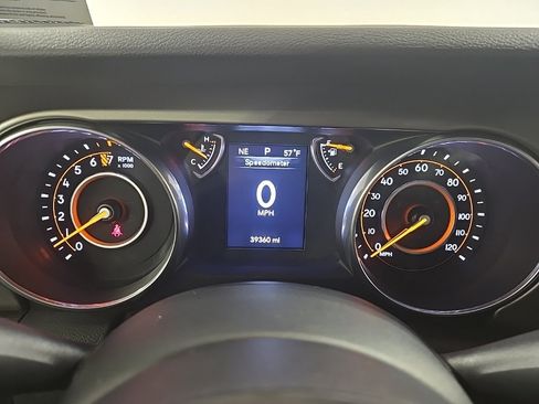 Used 2018 Jeep Wrangler Unlimited Sport S image 10