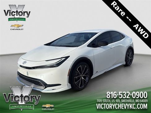 Used 2024 Toyota Prius Limited image 1