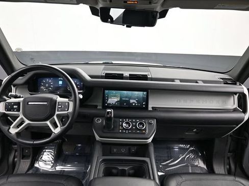 Used 2020 Land Rover Defender 110 SE AWD/4WD image 15