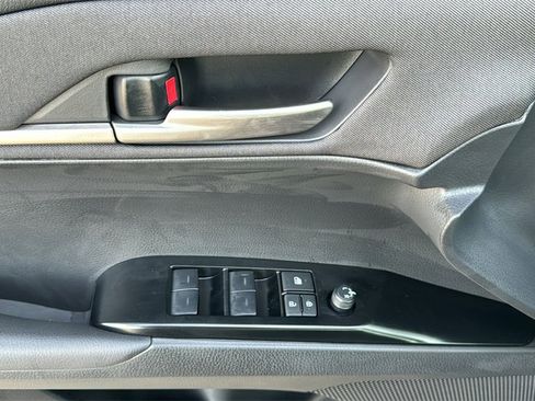 New 2025 Toyota Camry Hybrid image 15