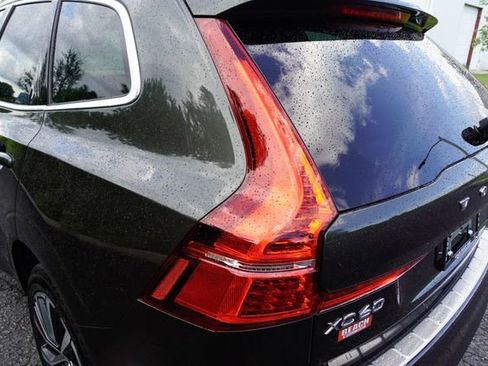 Used 2022 Volvo XC60 B5 Momentum w/ Advanced Package image 37