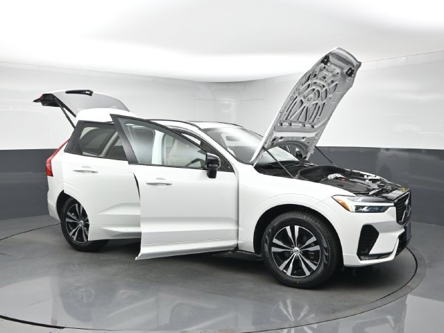 Used 2024 Volvo XC60 B5 Core w/ Climate Package AWD/4WD image 50