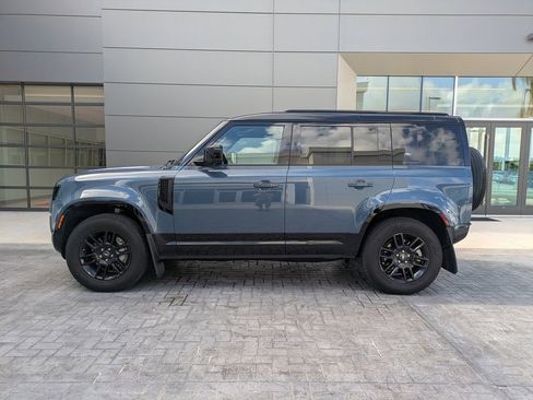 Certified 2024 Land Rover Defender 110 X-Dynamic SE AWD/4WD image 8