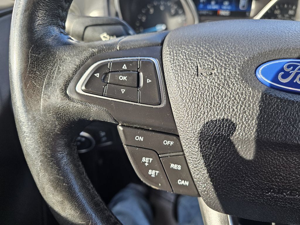 Used 2016 Ford Focus SE w/ Equipment Group 201A FWD image 32