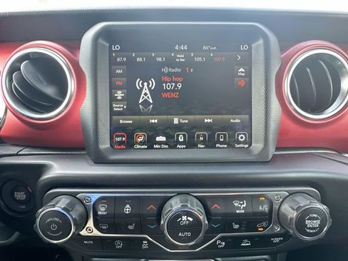Used 2021 Jeep Wrangler Unlimited Rubicon AWD/4WD image 18