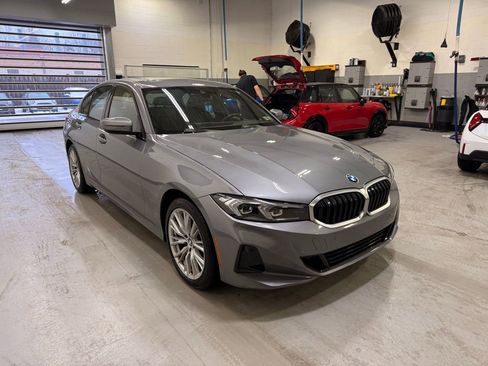 Used 2023 BMW 330i xDrive Sedan w/ Driving Assistance Package image 7