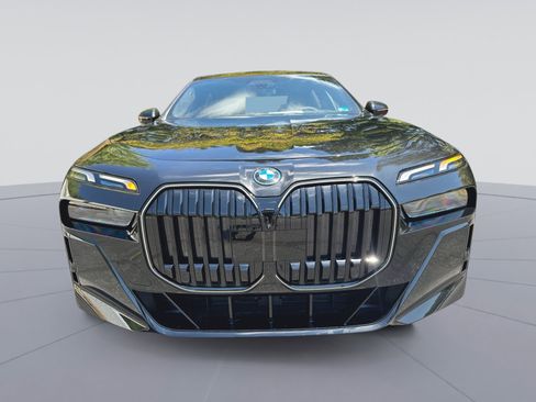 New 2026 BMW i7 eDrive50 w/ M Sport Package RWD image 4