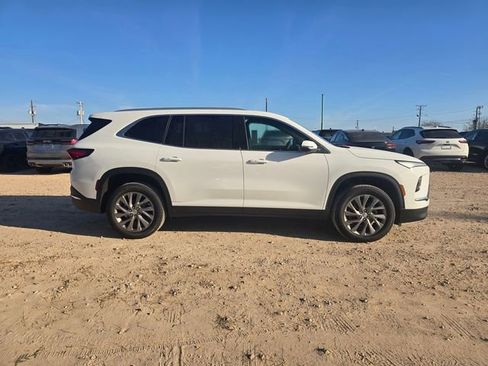 New 2026 Buick Enclave Preferred FWD image 4