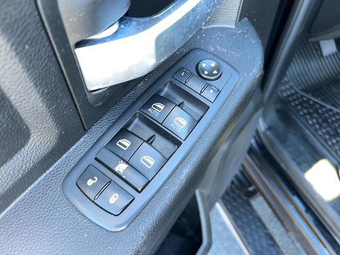 Used 2019 RAM 3500 Tradesman image 15