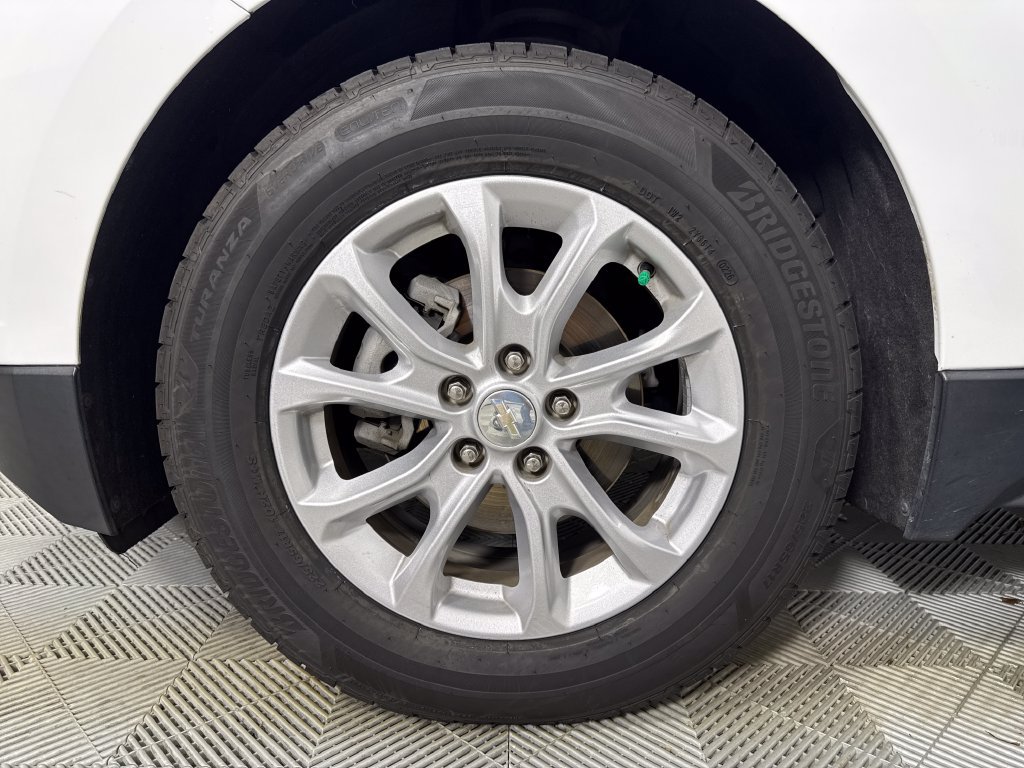 Used 2020 Chevrolet Equinox LT FWD image 20