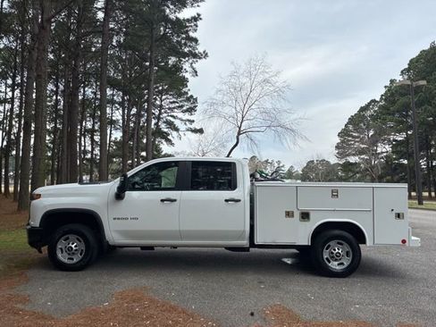Used 2023 Chevrolet Silverado 2500 W/T w/ WT Convenience Package image 6