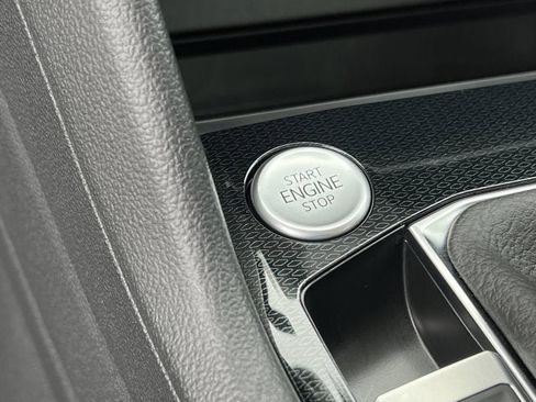 New 2025 Volkswagen Taos S image 18