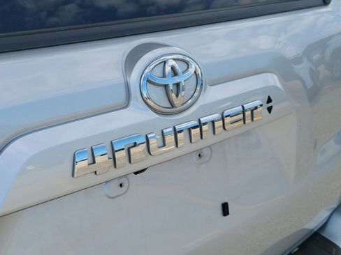 Used 2024 Toyota 4Runner SR5 RWD image 57