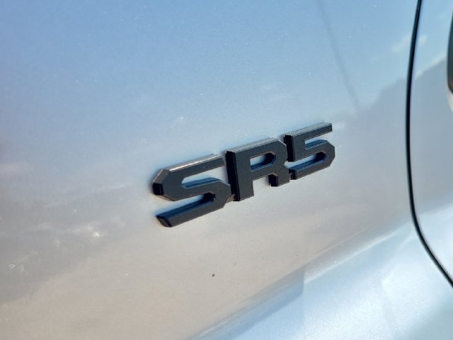 Used 2025 Toyota 4Runner SR5 AWD/4WD image 6