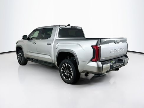 Used 2025 Toyota Tundra Limited AWD/4WD image 5