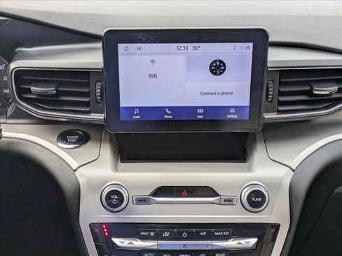 Used 2023 Ford Explorer XLT w/ Equipment Group 202A image 16