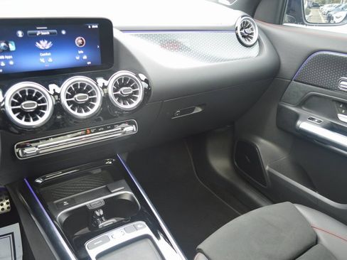 Certified 2025 Mercedes-Benz GLA 250 image 20