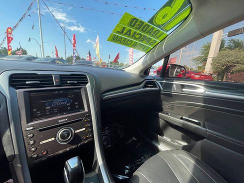 Used 2016 Ford Fusion Titanium image 30