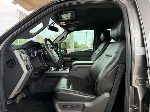 Used 2014 Ford F350 Lariat w/ Camper Package AWD/4WD image 9