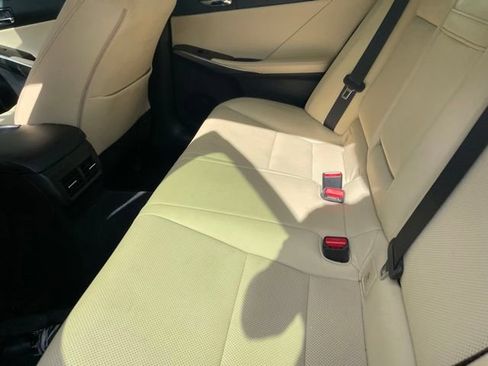 Used 2014 Lexus IS 250 w/ Navigation Package RWD image 13