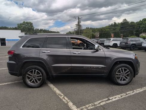 Certified 2021 Jeep Grand Cherokee Limited w/ Sun & Sound Group AWD/4WD image 4