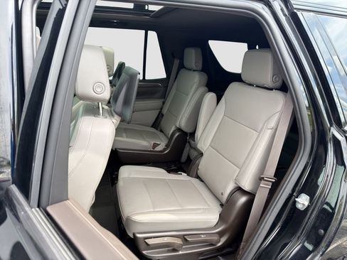 Used 2023 Chevrolet Tahoe Z71 w/ Off-Road Capability Package AWD/4WD image 13
