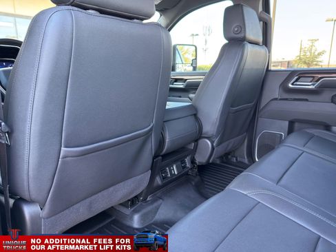 Used 2024 Chevrolet Silverado 3500 LT w/ Convenience Package image 22