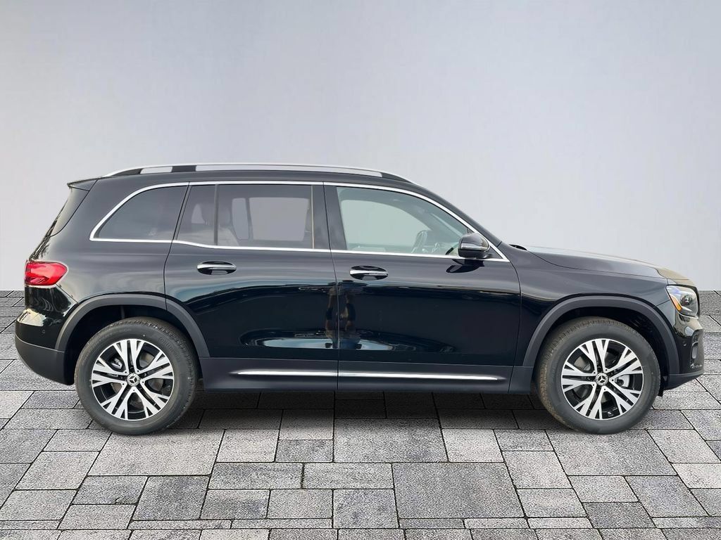 Certified 2026 Mercedes-Benz GLB 250 4MATIC image 8