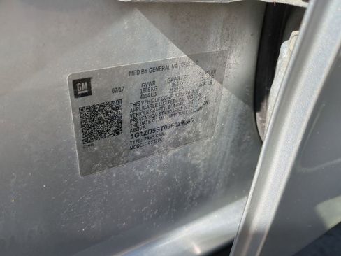 Used 2018 Chevrolet Malibu LT w/ Redline Edition image 40